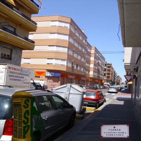 014*SSP*Desde la entrada oficina-Vista calle Antonio Mora Fernández